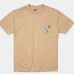 NWOT Peanuts x Parks Project Woodstock Pocket Tee Size Large